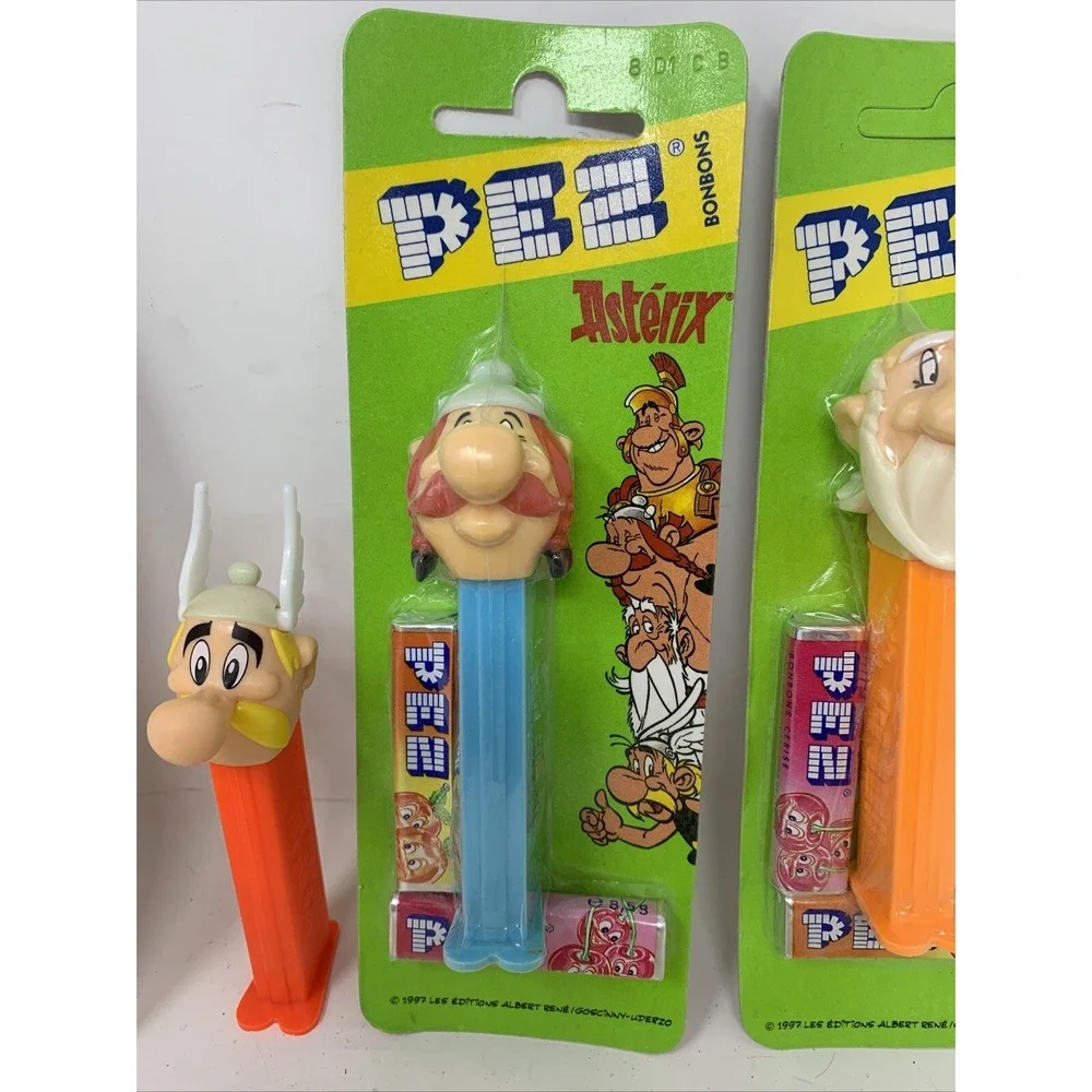 PEZ Asterix set 4 on Non-US cards Plus Magnets
